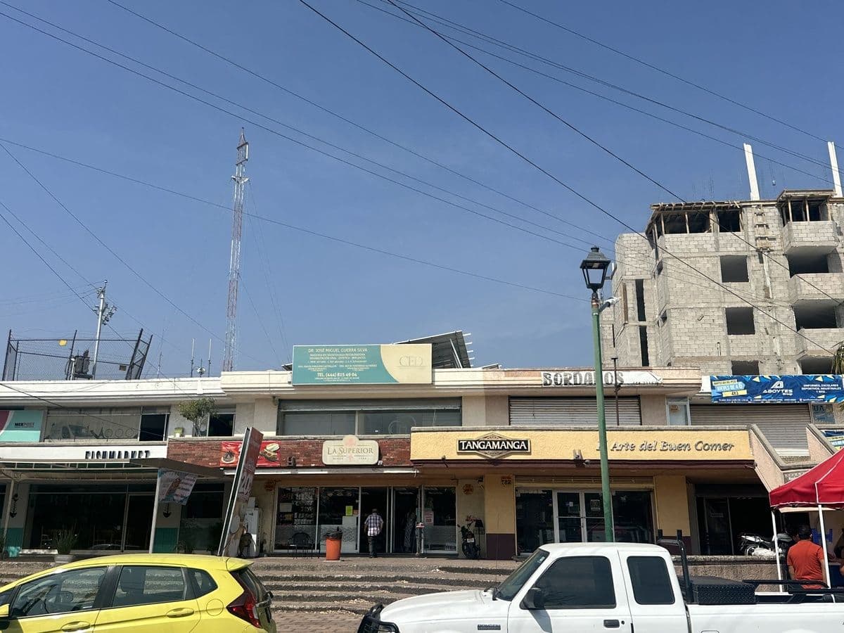 Se vende local comercial 1/9