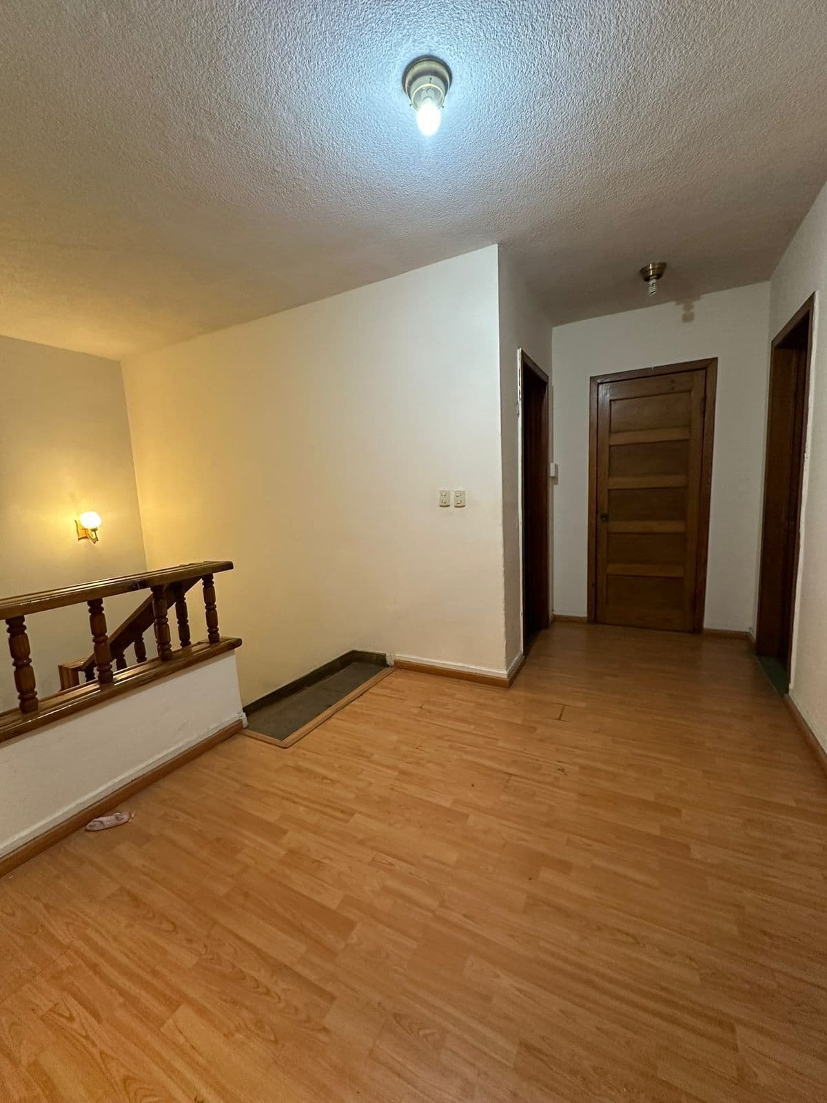 Se Vende Casa  muy céntrica con excelente ubicación  111 2