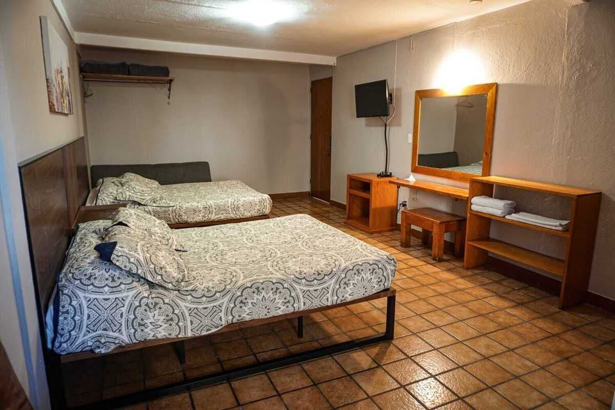 Se traspasa Hotel en San Luis Potosí, cerca del centro, 17 habitaciones 5