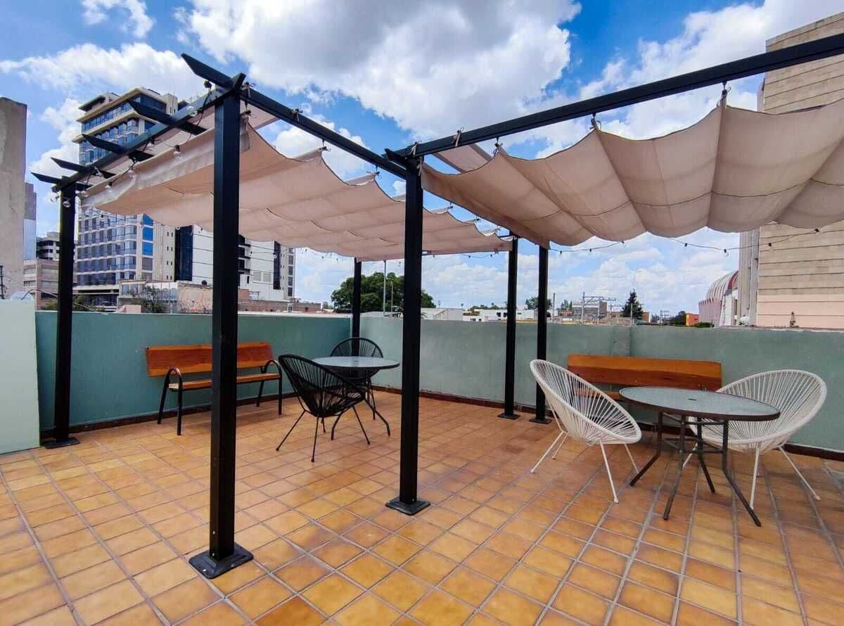 Se traspasa Hotel en San Luis Potosí, cerca del centro, 17 habitaciones 2