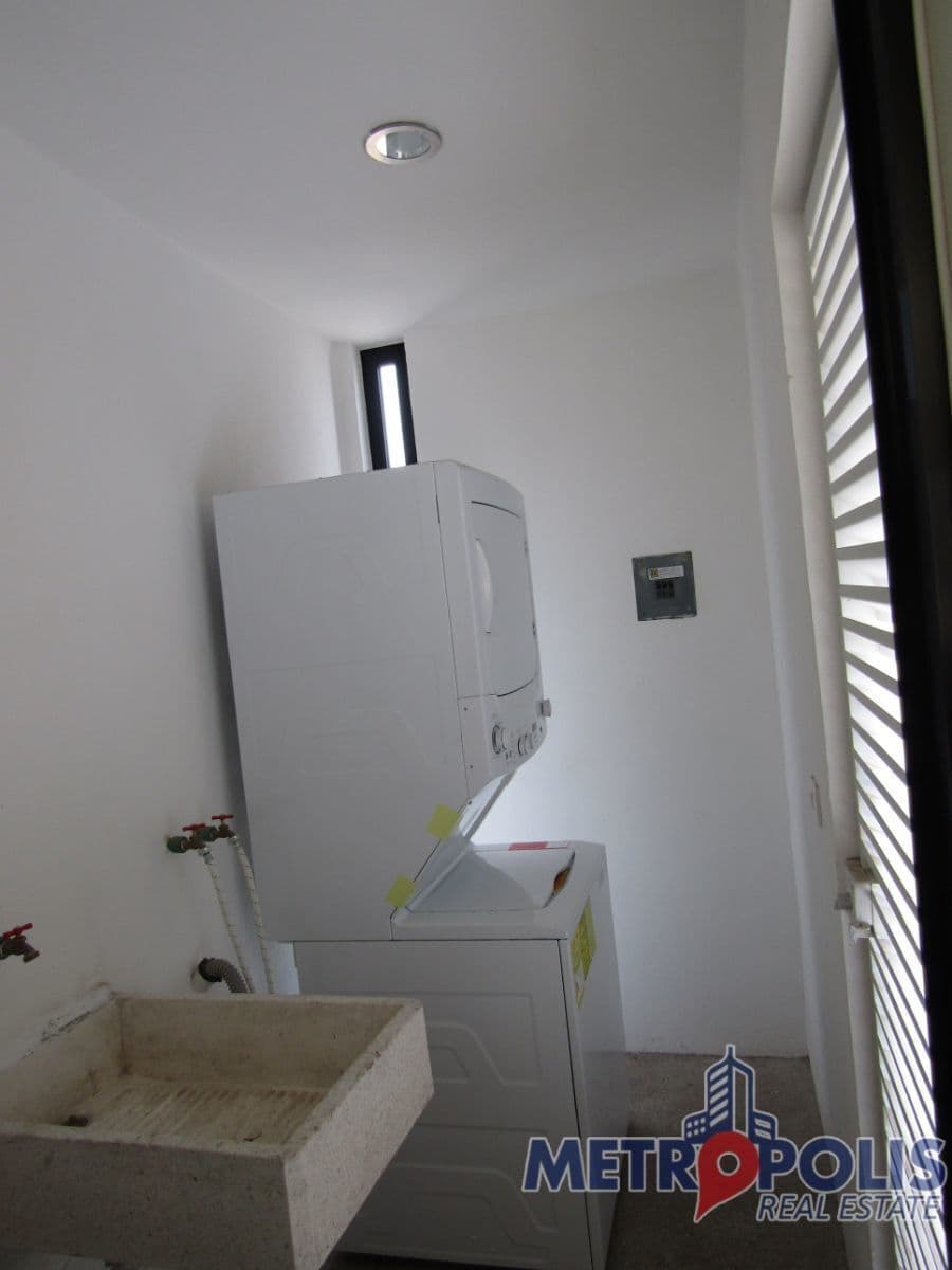CASA EN VENTA EN PRIVADA ALTANIA EN SAN LUIS POTOSI 4