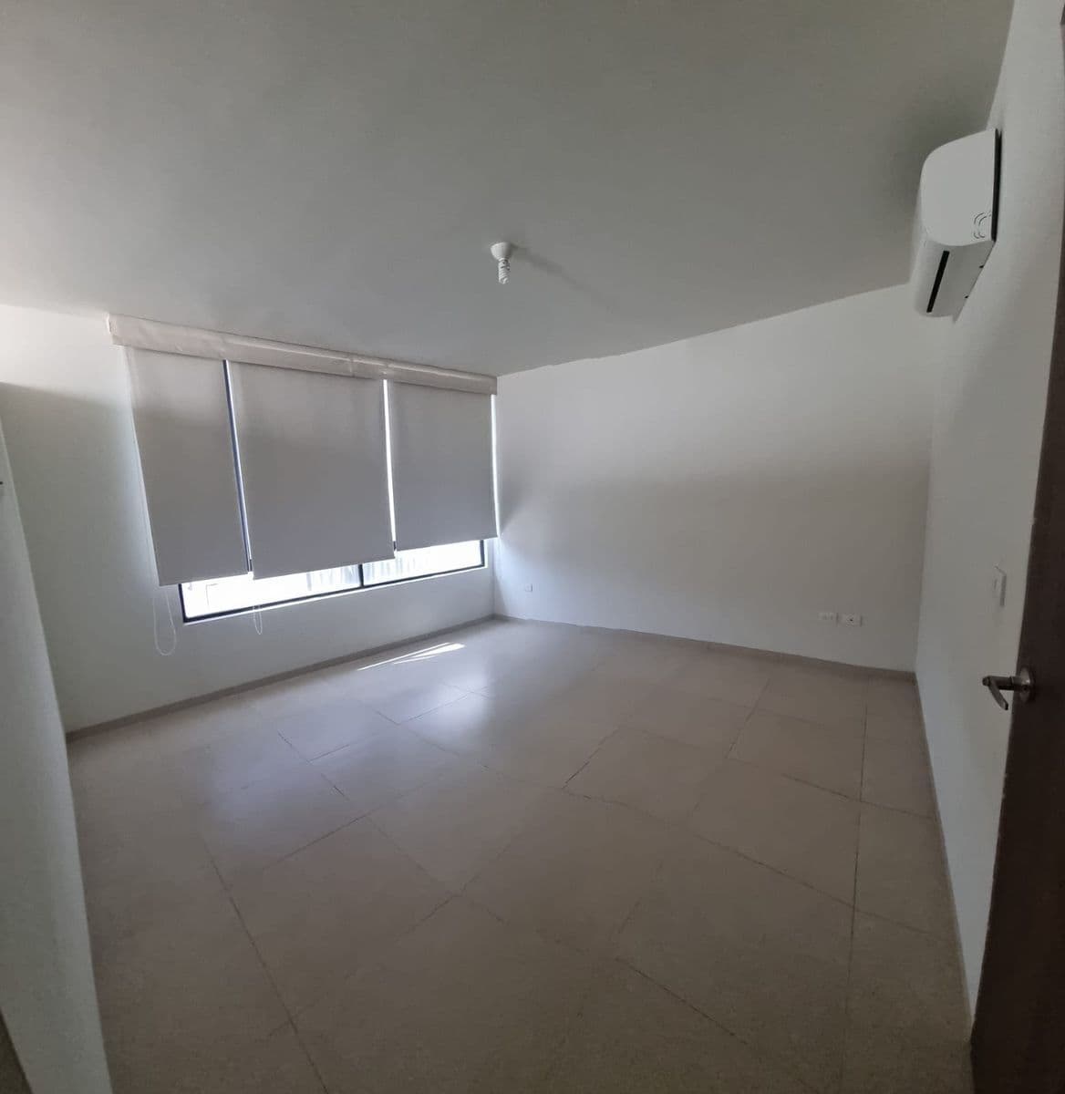 CASA EN VENTA EN PRIVADA ALTANIA EN SAN LUIS POTOSI 10
