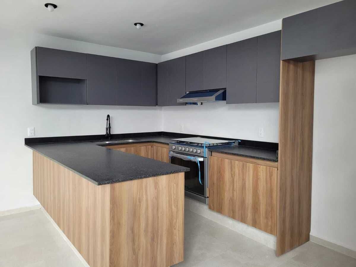 CASA EN VENTA FORJA REAL 3 recs 2 baños 2 medios baños Roof y terraza 4