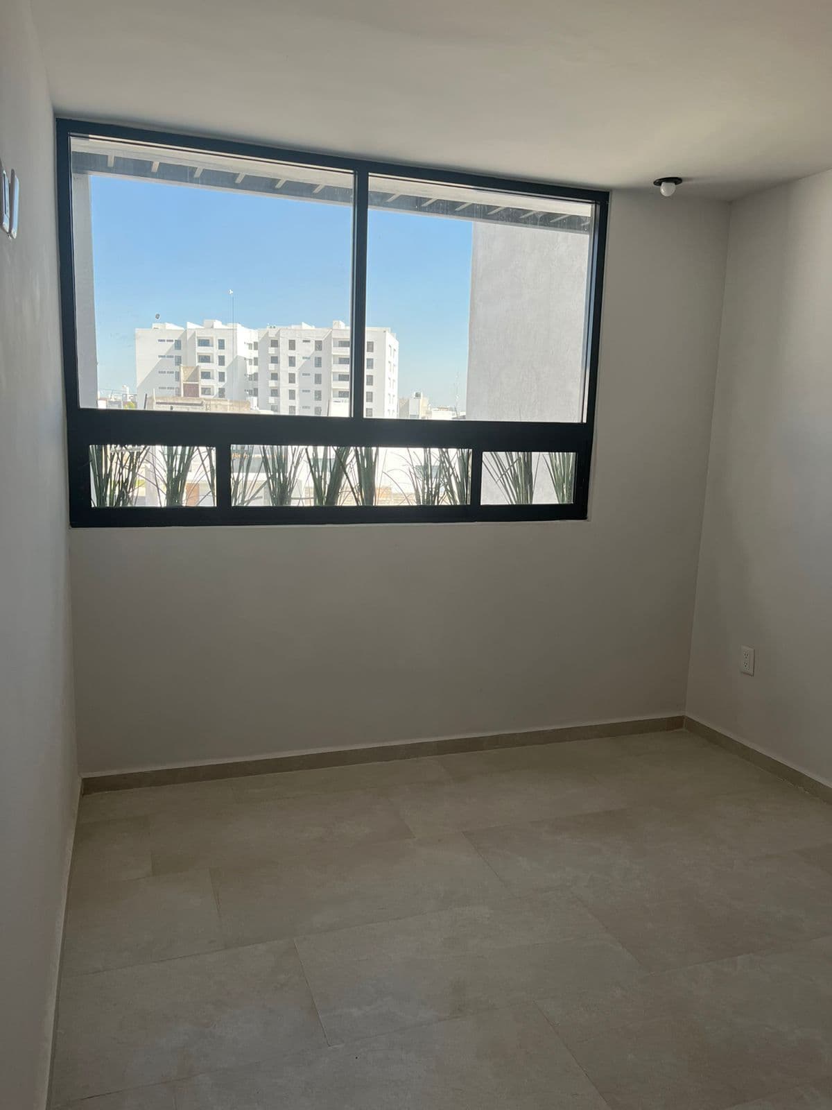 CASA EN VENTA FORJA REAL 3 recs 2 baños 2 medios baños Roof y terraza 9