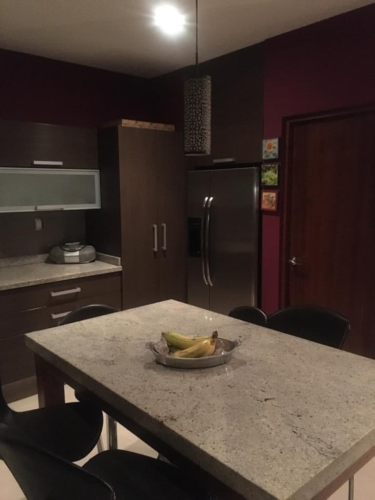 Casa en venta en fracc Sierrazul 3 recs 3.5 baños jardin, hall de TV, cto serv 1/14