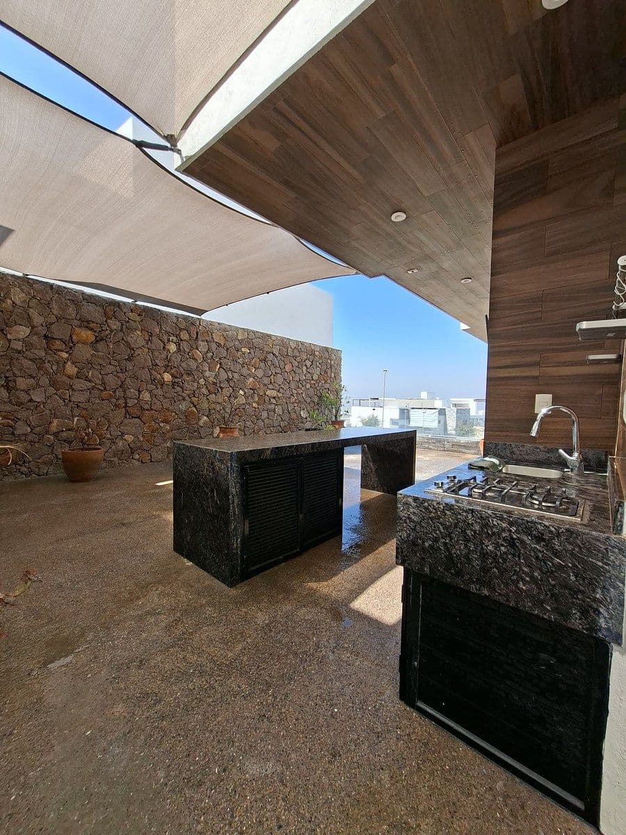 Hermosa Casa en Venta en Club de Golf la Loma !! 15