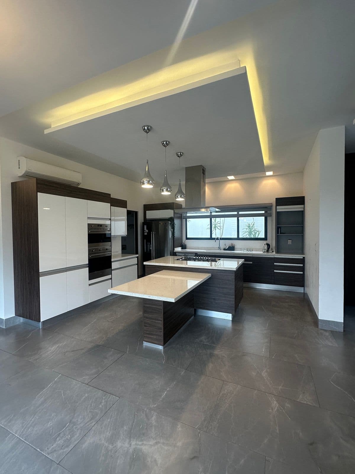 Hermosa Casa en Venta en Club de Golf la Loma !! 1/14