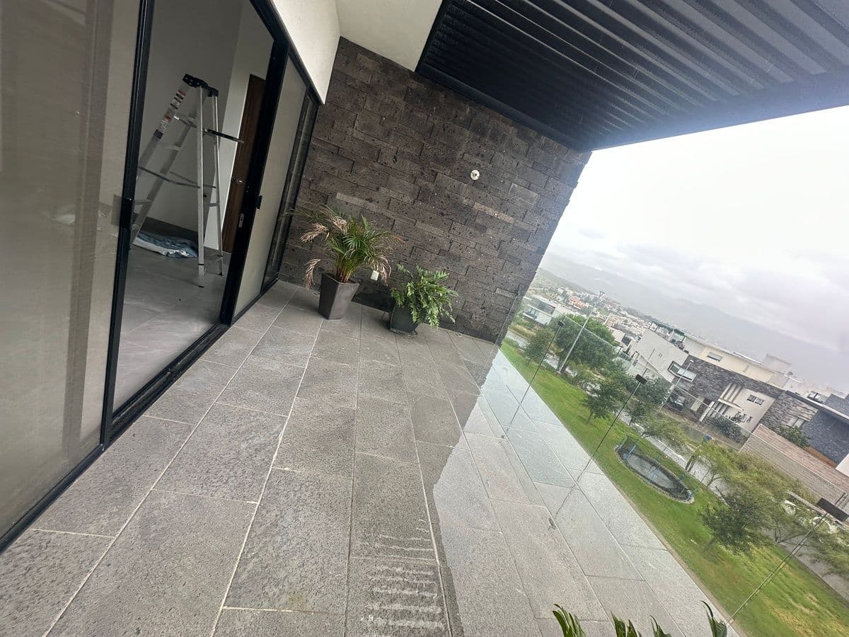 Hermosa Casa en Venta en Club de Golf la Loma !! 6