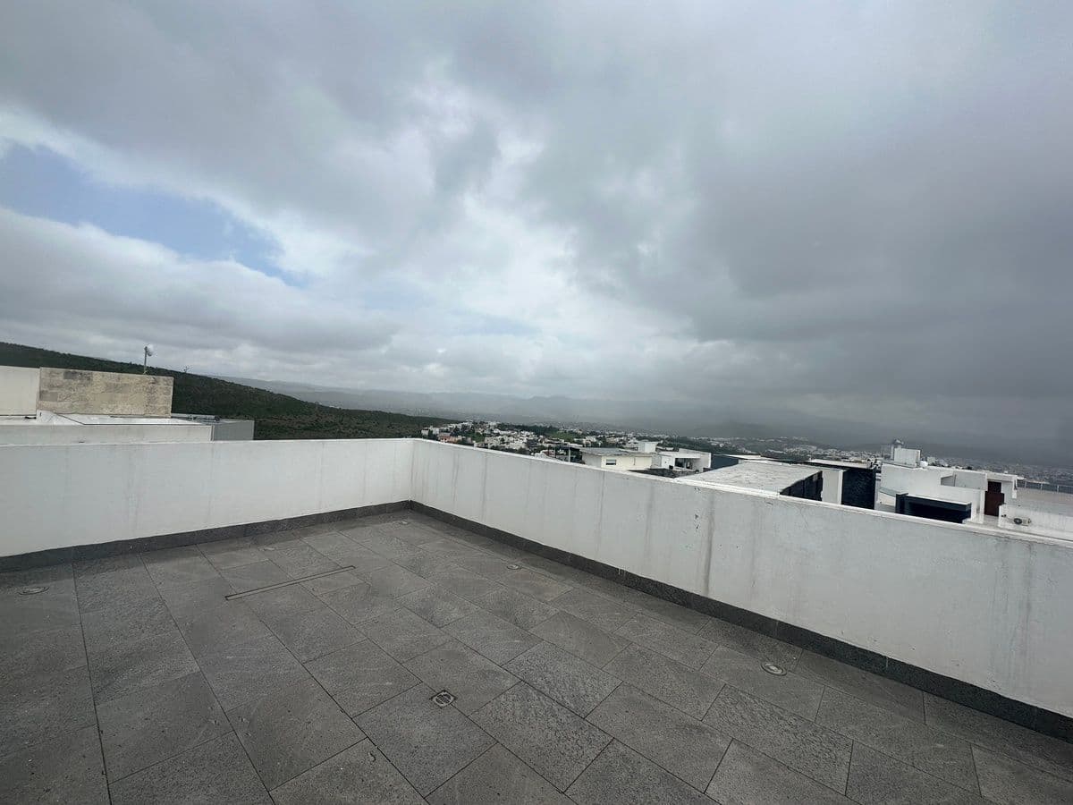 Hermosa Casa en Venta en Club de Golf la Loma !! 12