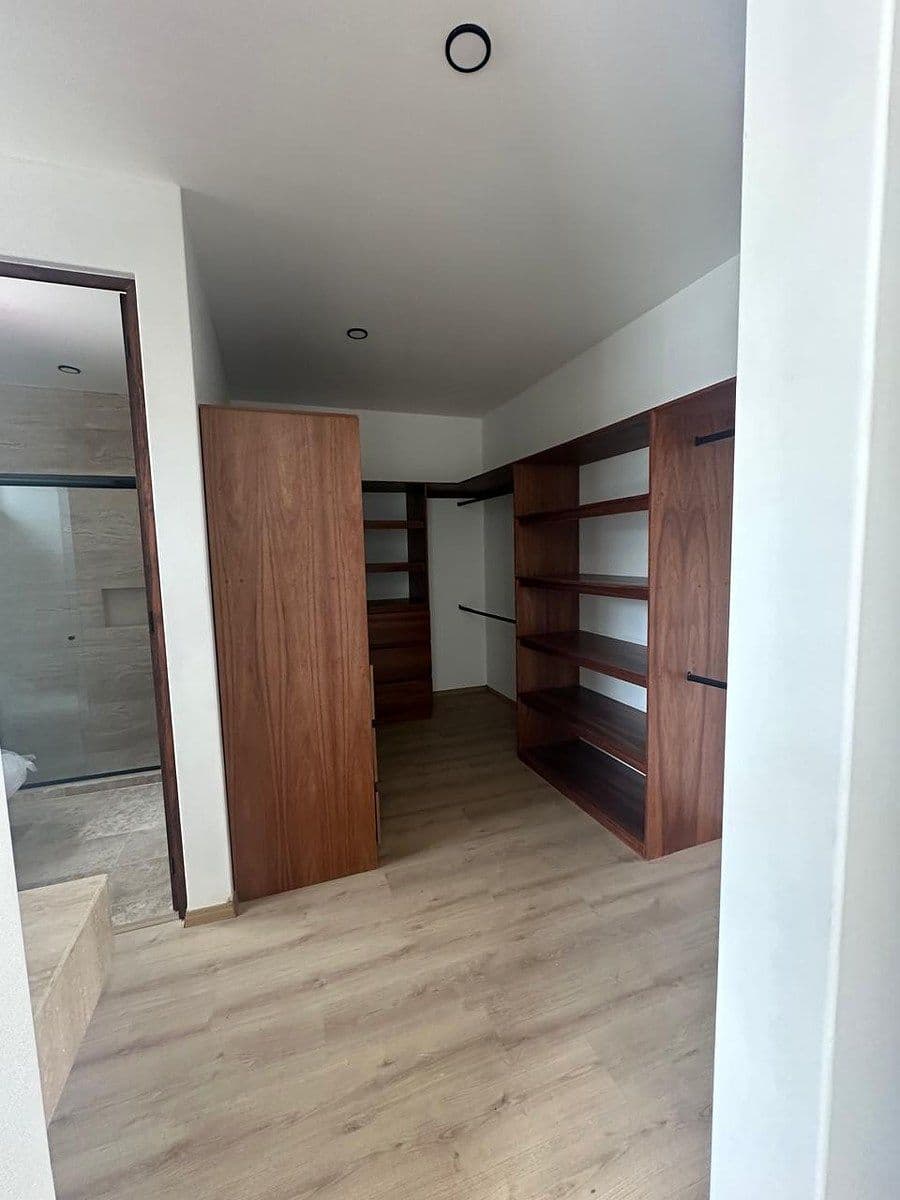 Exclusiva Residencia en Venta – San Ángel V, Galaxias 215 13