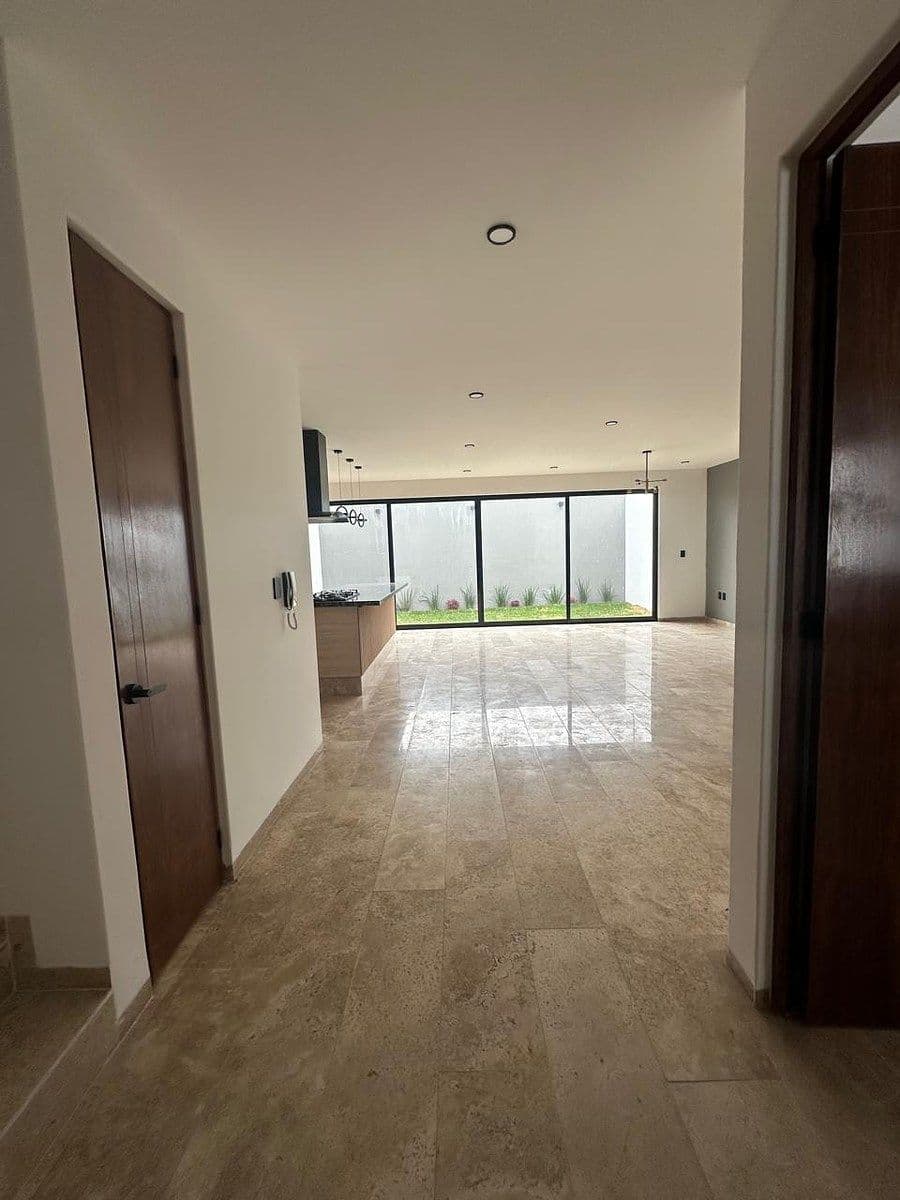 Exclusiva Residencia en Venta – San Ángel V, Galaxias 215 2