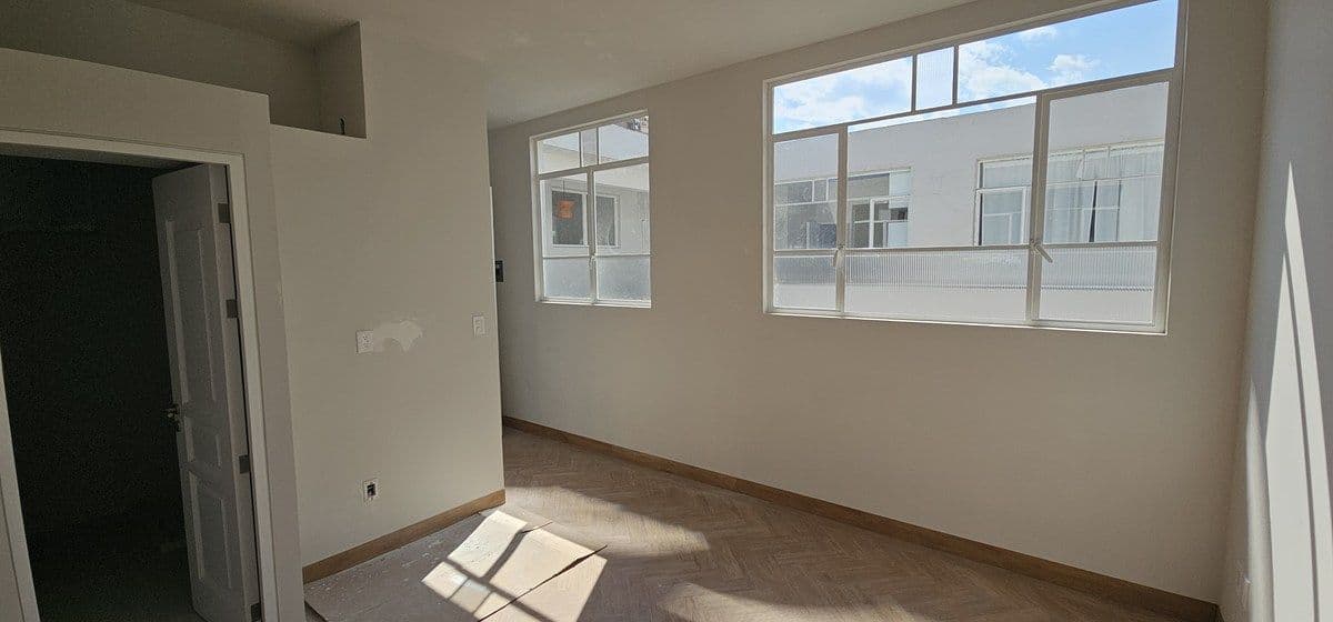 Local en planta baja en Venta (EE) 7