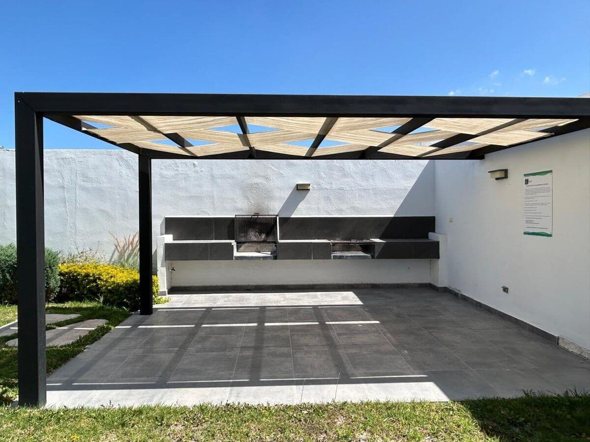 Terreno  en Venta en Zibari plano de 126m2, Villa de Pozos. 9