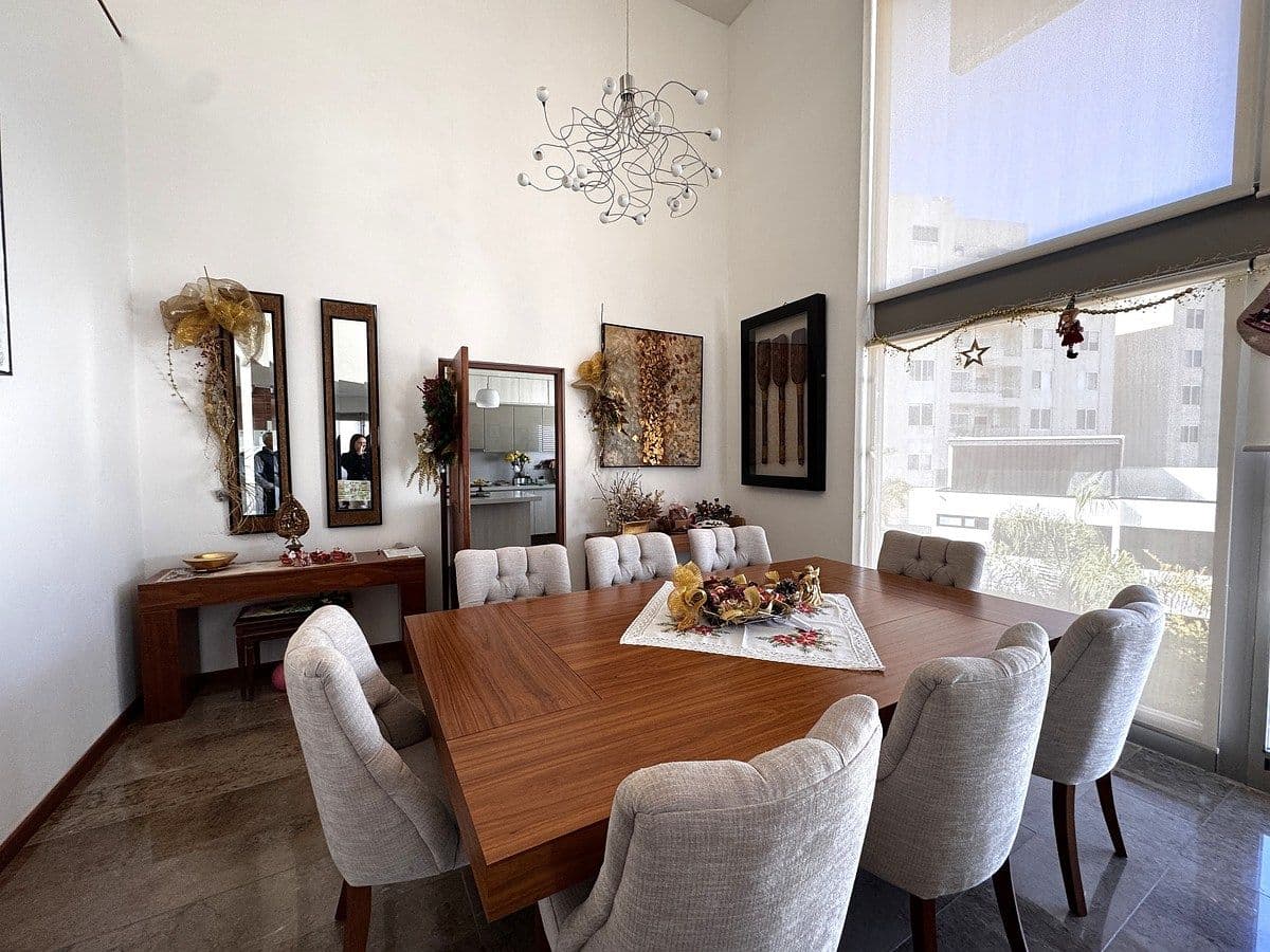 Casa en Venta en Sierra Azul con cuarto de juegos 3
