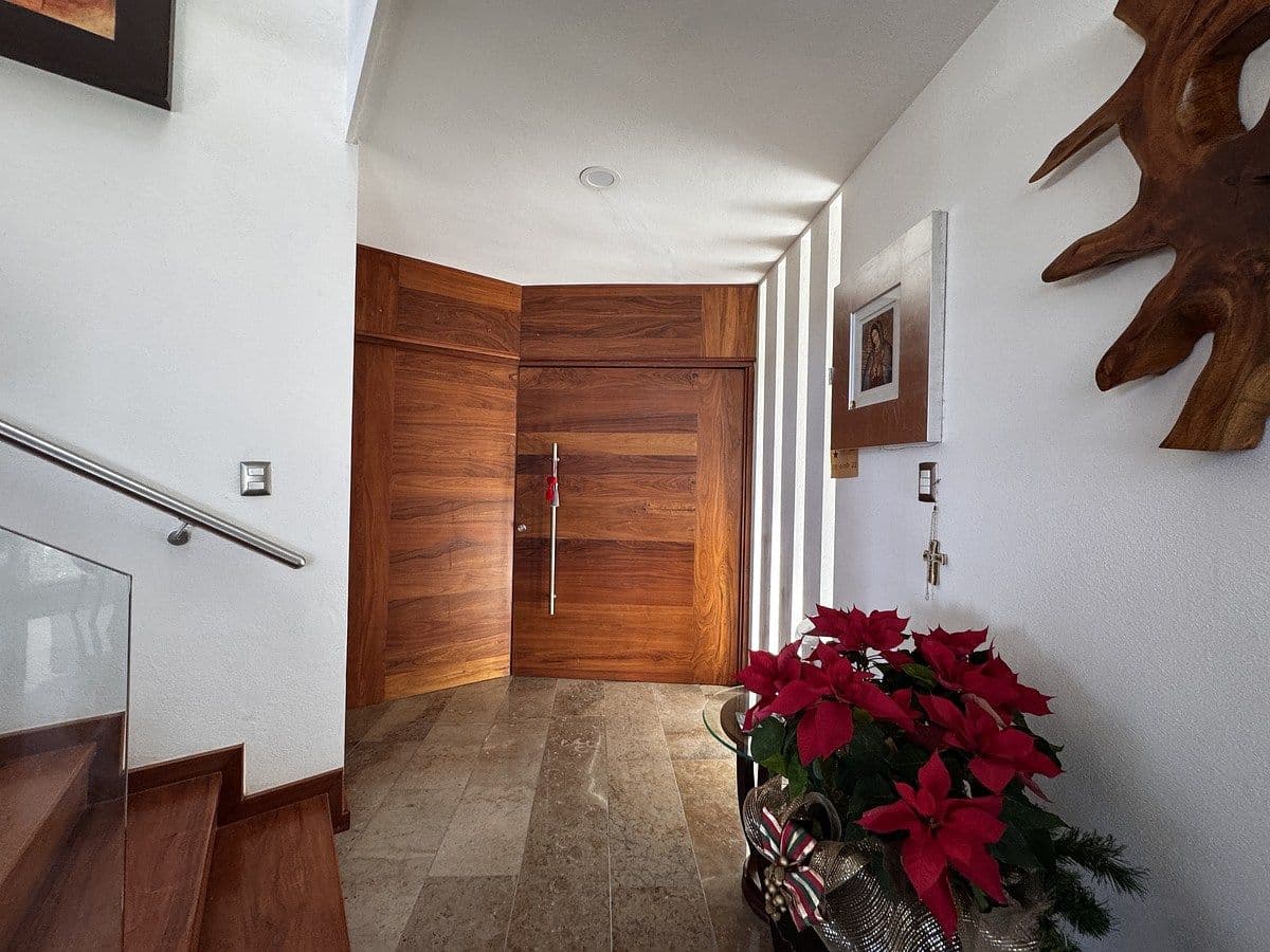 Casa en Venta en Sierra Azul con cuarto de juegos 6