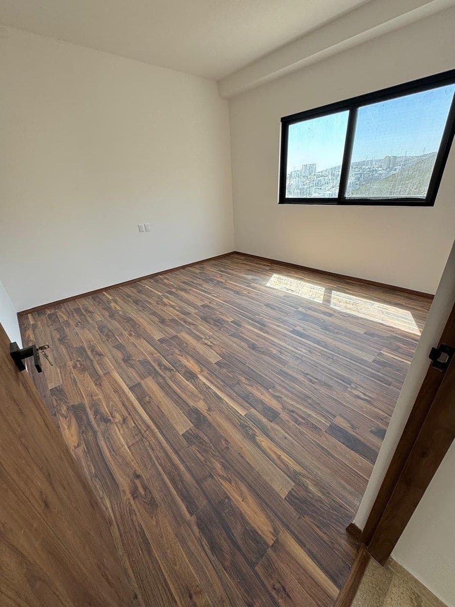 VENTA DE DEPARTAMENTO EN LA LOMA GOLF 8
