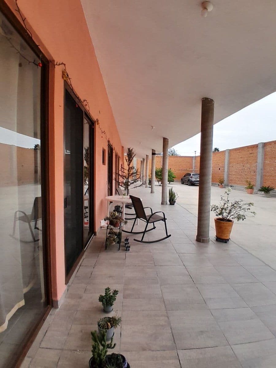 Casa con espacios muy amplios en una planta 845m2 terreno en Capulines 3 recs 5