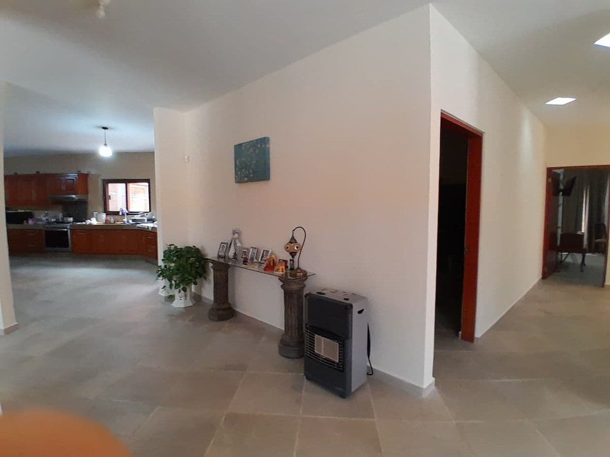Casa con espacios muy amplios en una planta 845m2 terreno en Capulines 3 recs 8