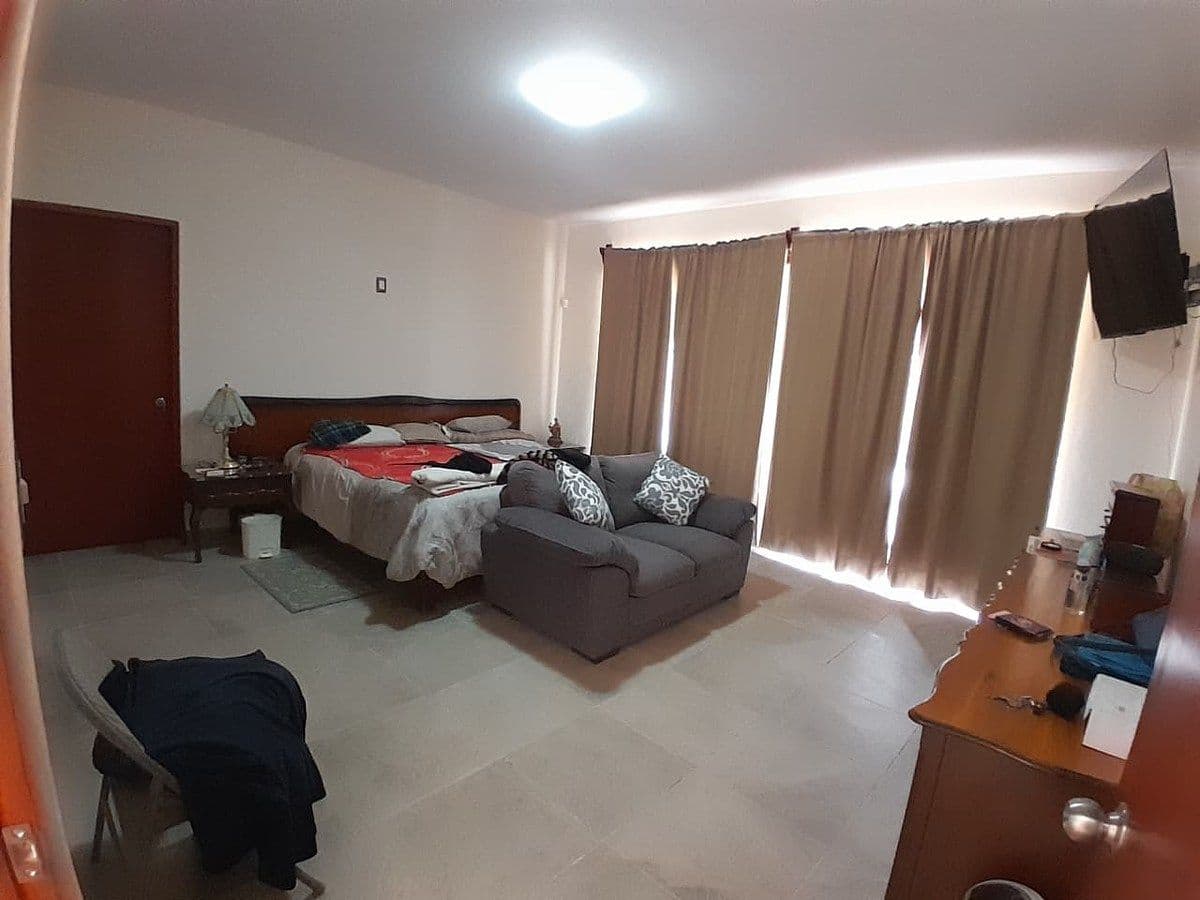 Casa con espacios muy amplios en una planta 845m2 terreno en Capulines 3 recs 13