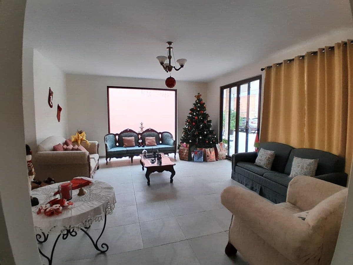 Casa con espacios muy amplios en una planta 845m2 terreno en Capulines 3 recs 15