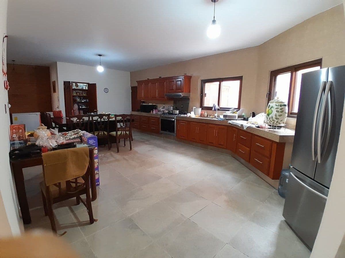 Casa con espacios muy amplios en una planta 845m2 terreno en Capulines 3 recs 1/14