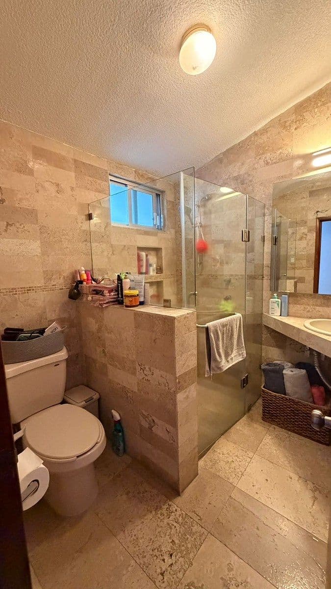 Casa en venta en Fraccionamiento Campestre junto al Club 3 recs 2.5 baños 11