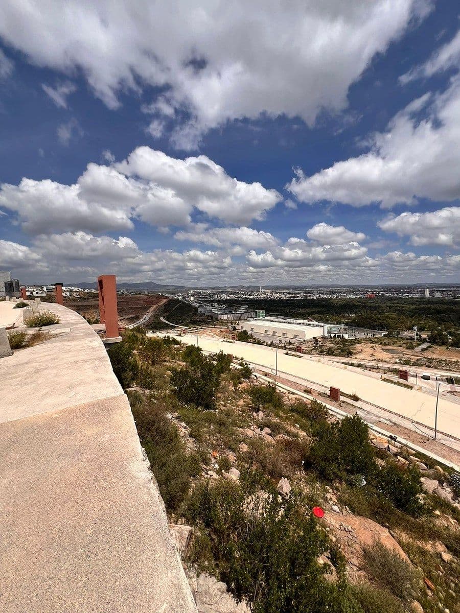 Terreno en venta en pedregal 1/13