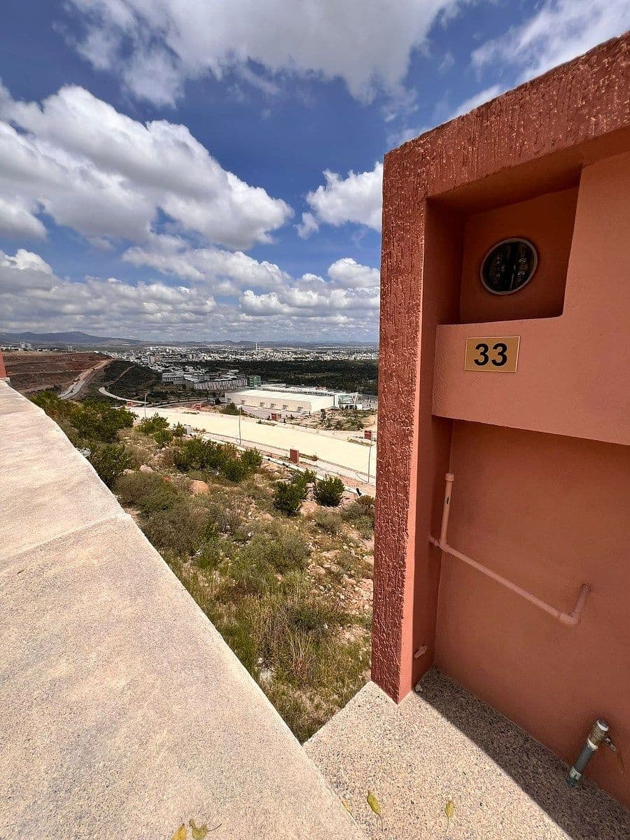 Terreno en venta en pedregal 4