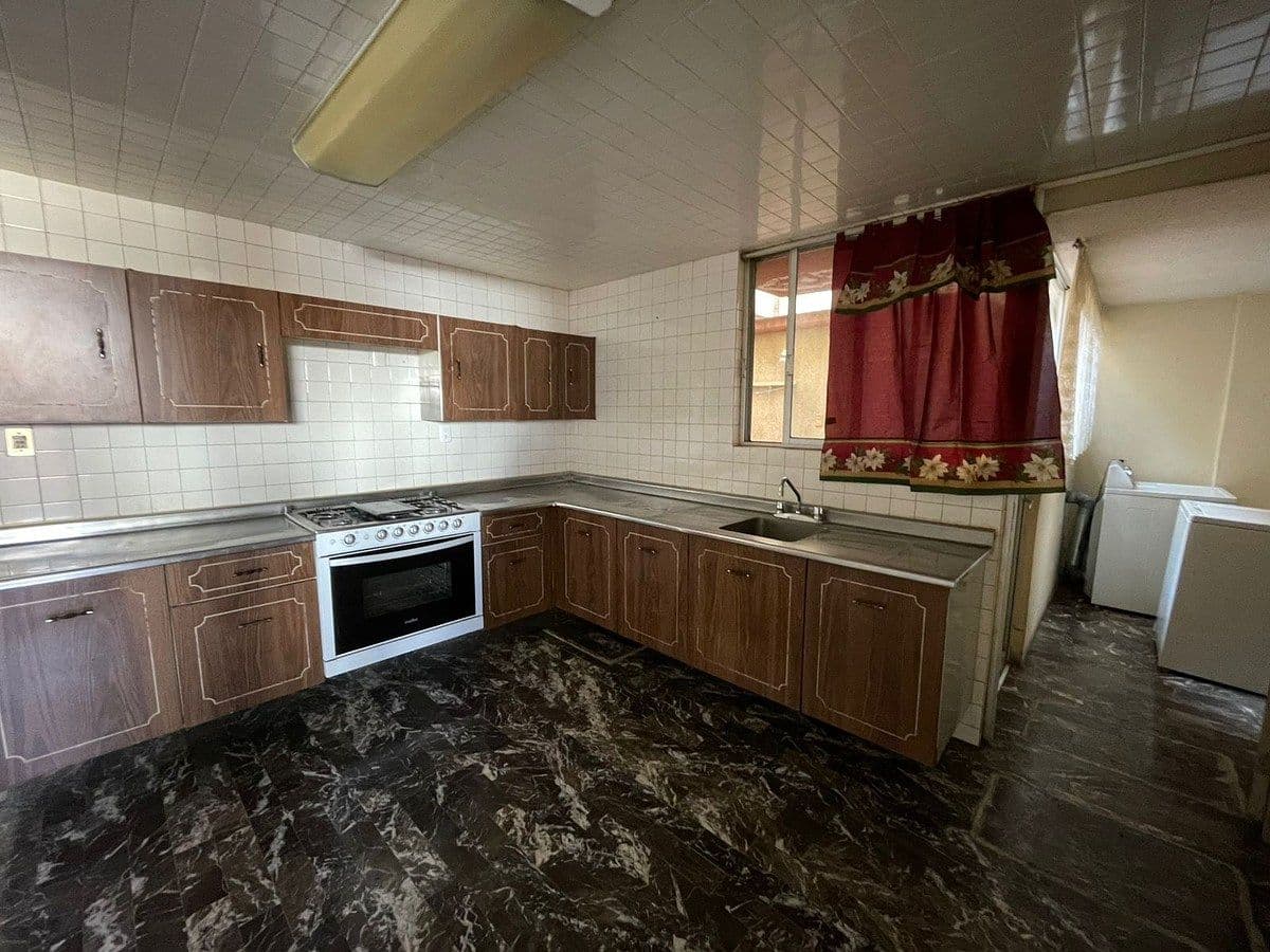 Depa en venta en privada Amado Nervo 3 recs 2 baños en dos plantas 13