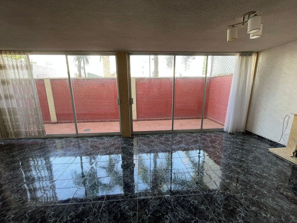 Depa en venta en privada Amado Nervo 3 recs 2 baños en dos plantas 15