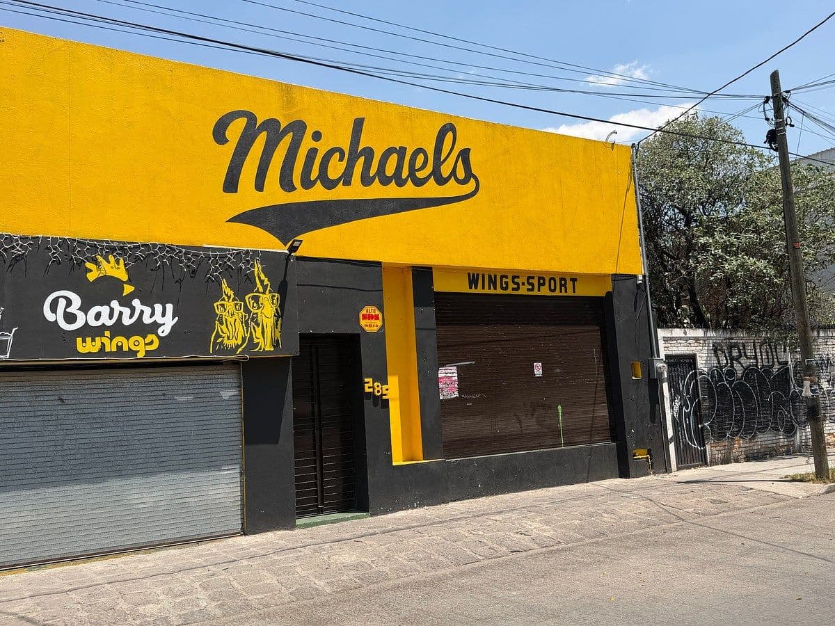 Excelente Local Comercial en Venta !!! 2