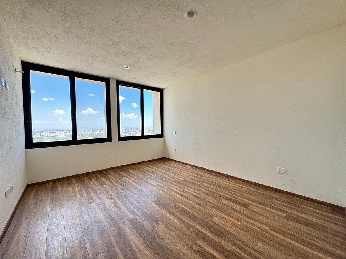 Casa en Venta en Villandares con Salón de Juegos. 11