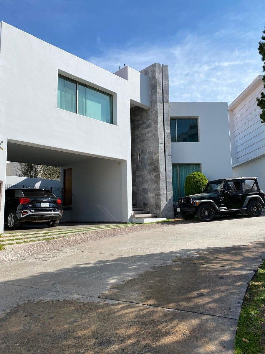 CASA EN VENTA FRACC SIERRA AZUL 1/14