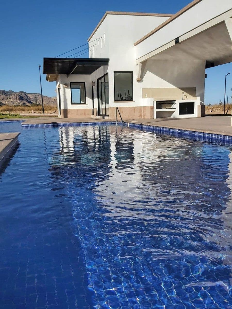 Casa en Venta en Privada – Ciudad Maderas 9