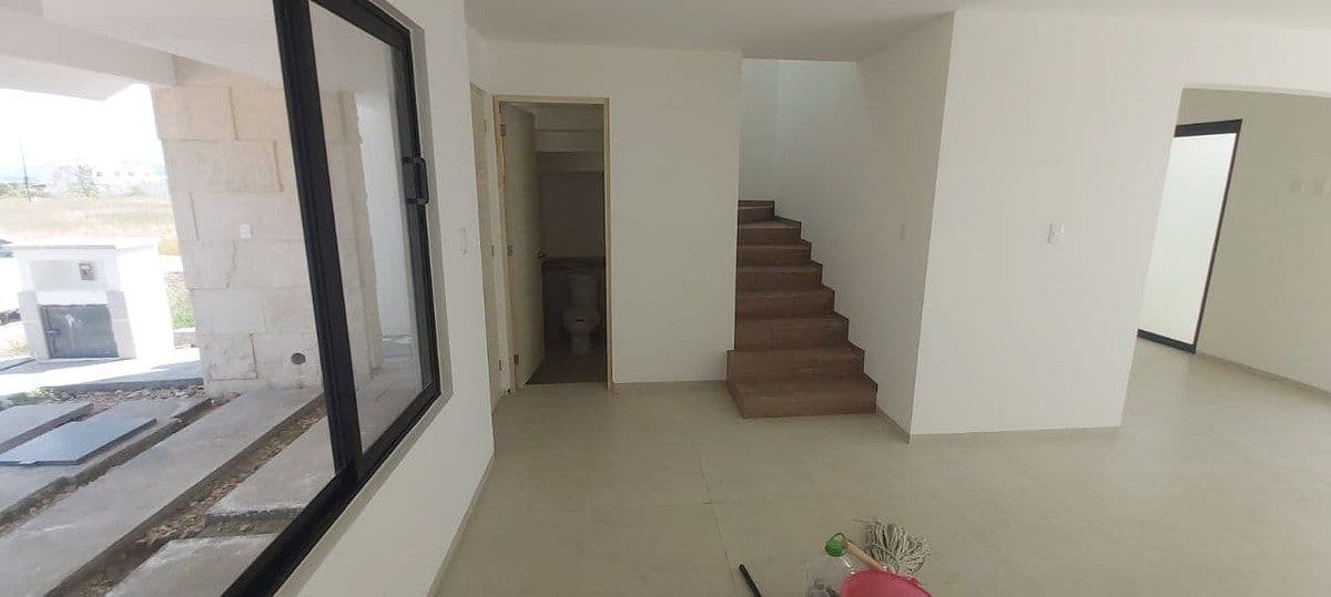 Casa en Venta en Privada – Ciudad Maderas 4