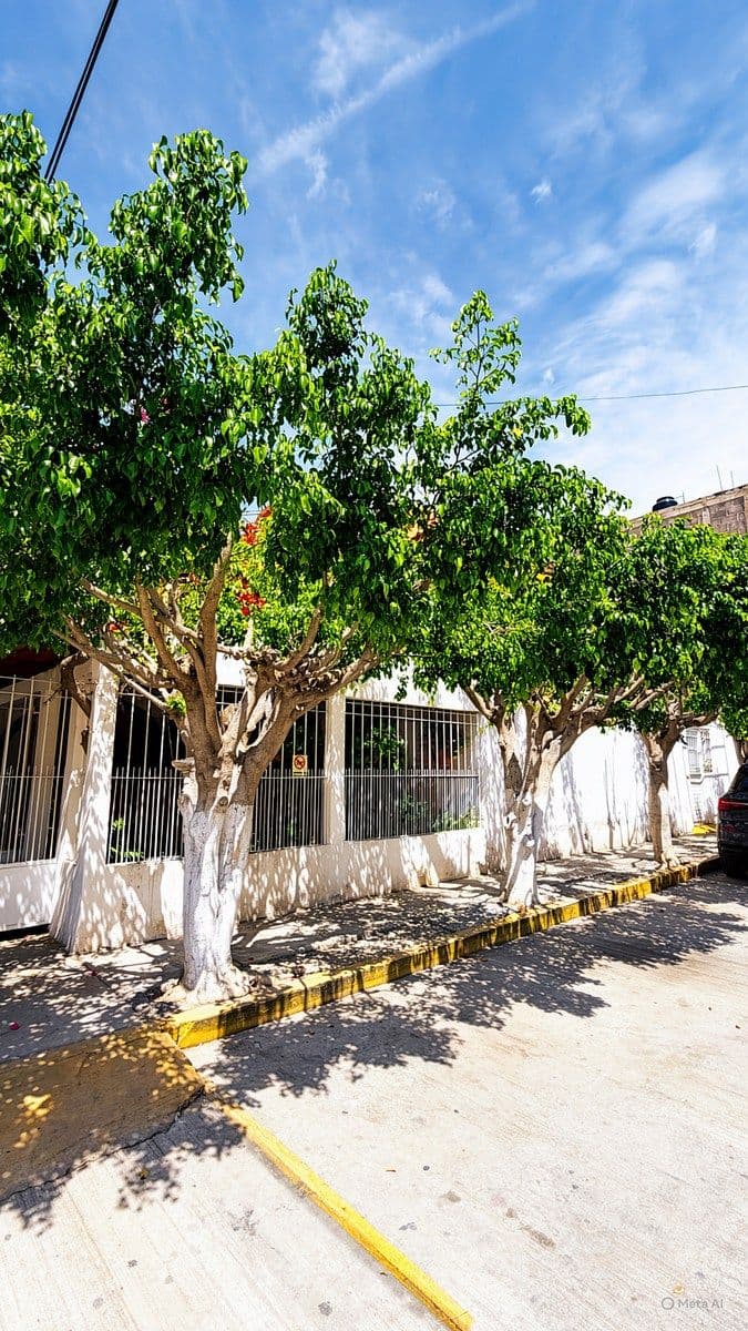 Excelente Casa en Venta ubicada en esquina !!! 9