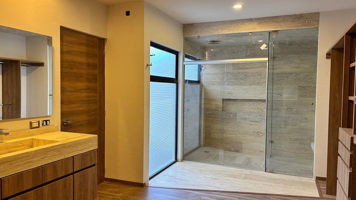 Departamentos en venta Torre Cotopaxi 2 recs 2.5 baños, bodega, cto servicio 3