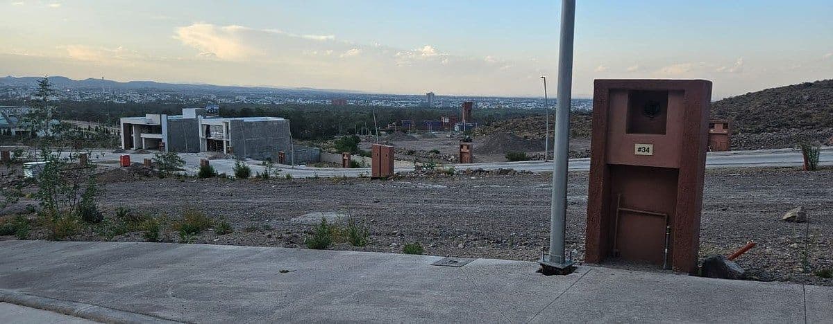 Terreno en venta Altazur 2