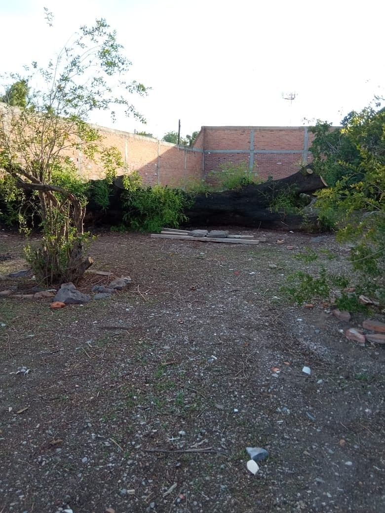 TERRENO EN VENTA EN BARRIO DE SANTIAGO 6