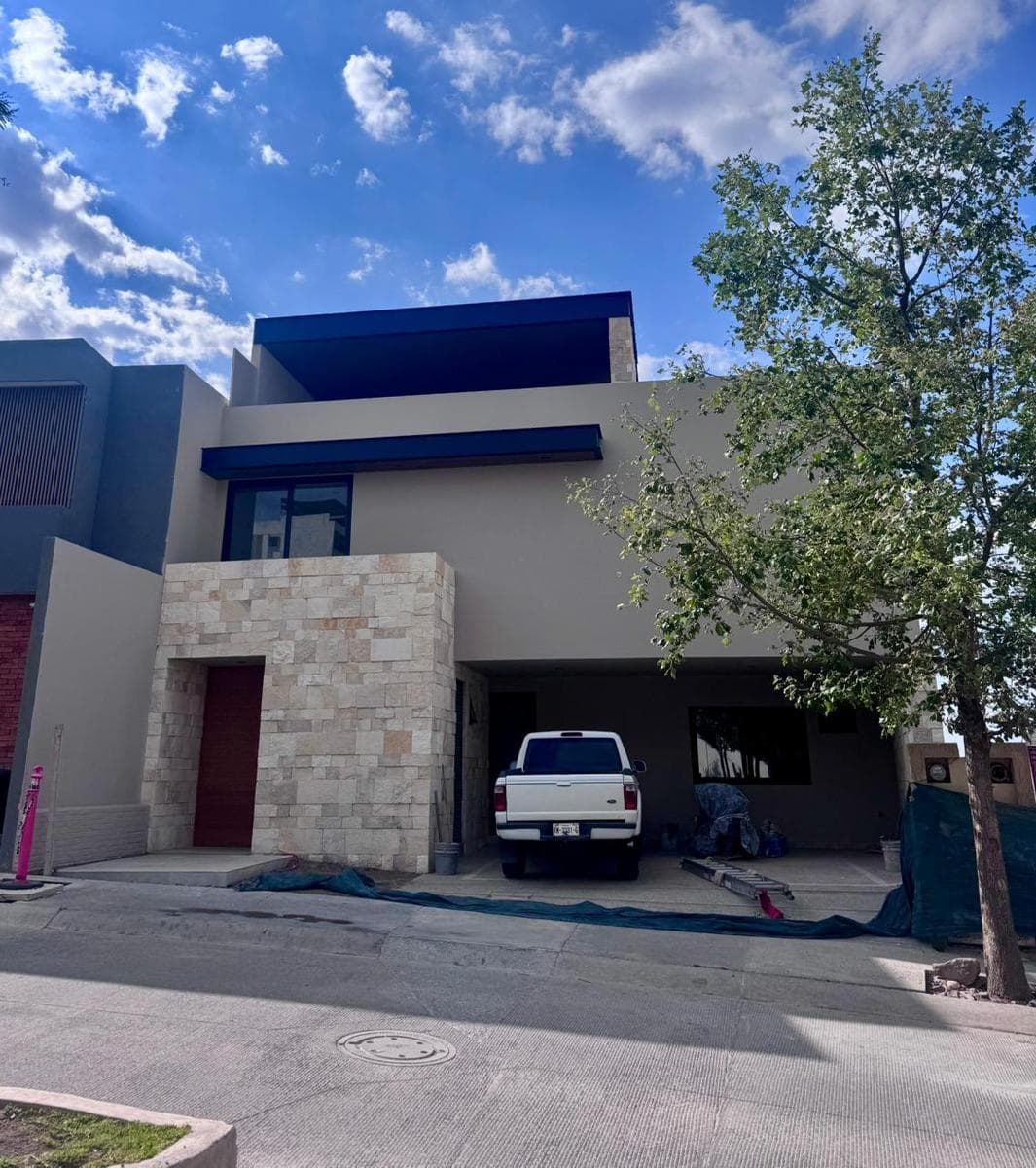 Casa en Venta en Lomas del Pedregal, San Luis Potosí