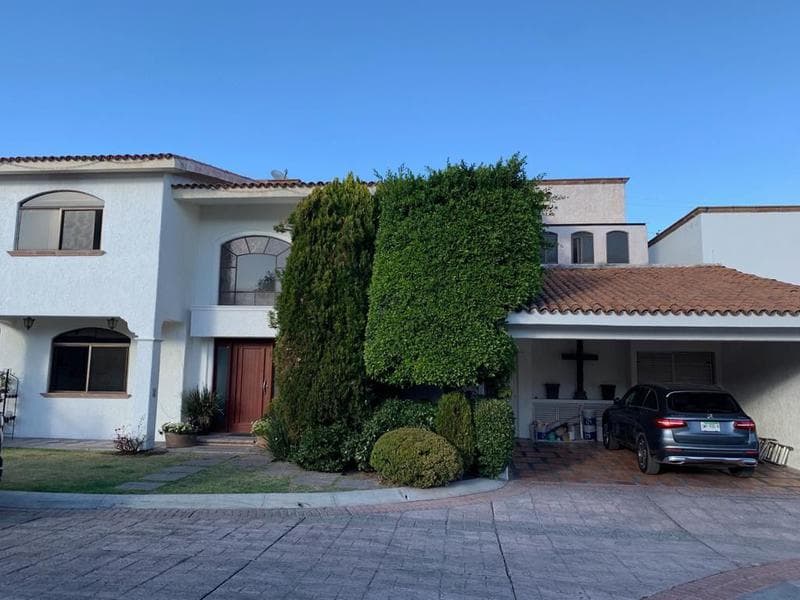 Casa en Venta en Lomas Cuarta Sección, San Luis Potosí
